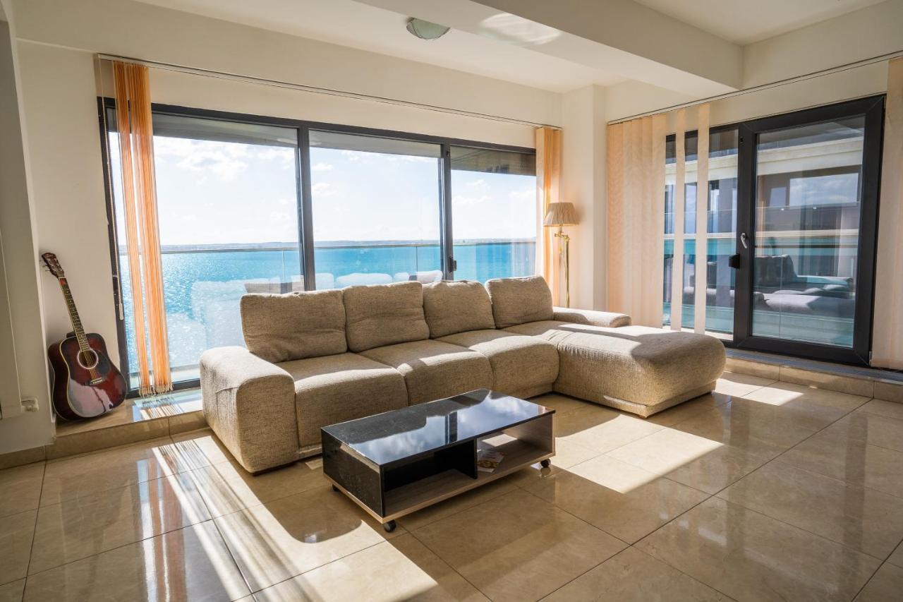 Mamaia Vip Apartment Екстер'єр фото