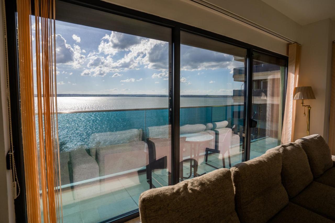 Mamaia Vip Apartment Екстер'єр фото